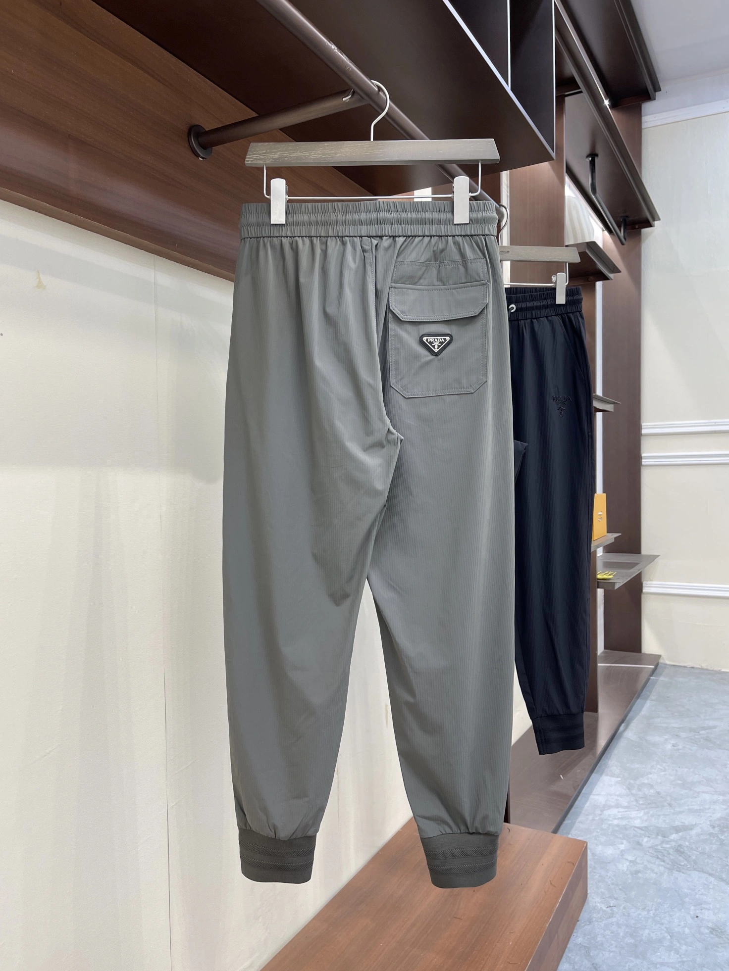 OdorResistant P*rada Pants Top Quality D17 202405019- 13531