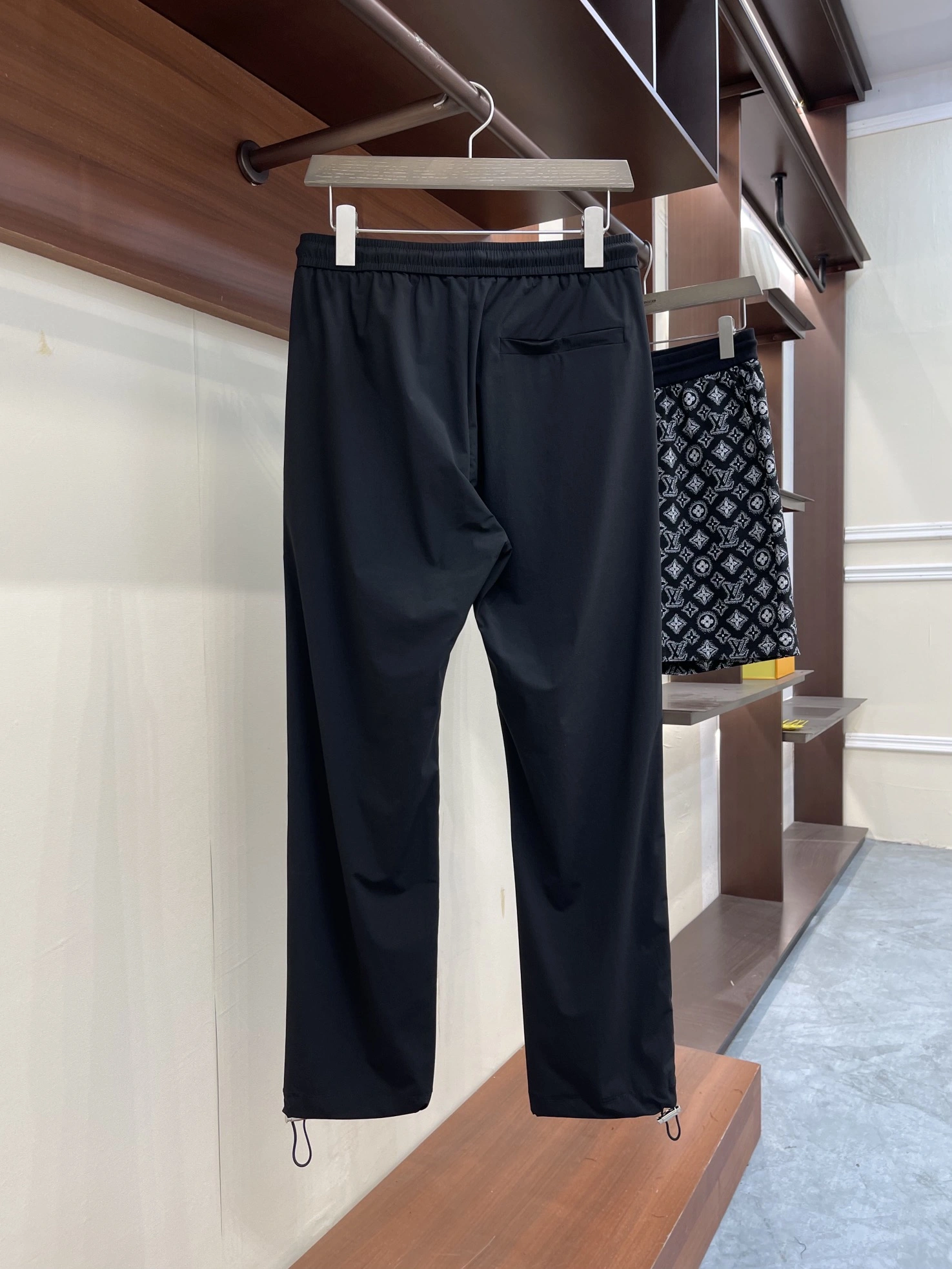 Snug P*rada Pants Top Quality D17 202405024- 13519