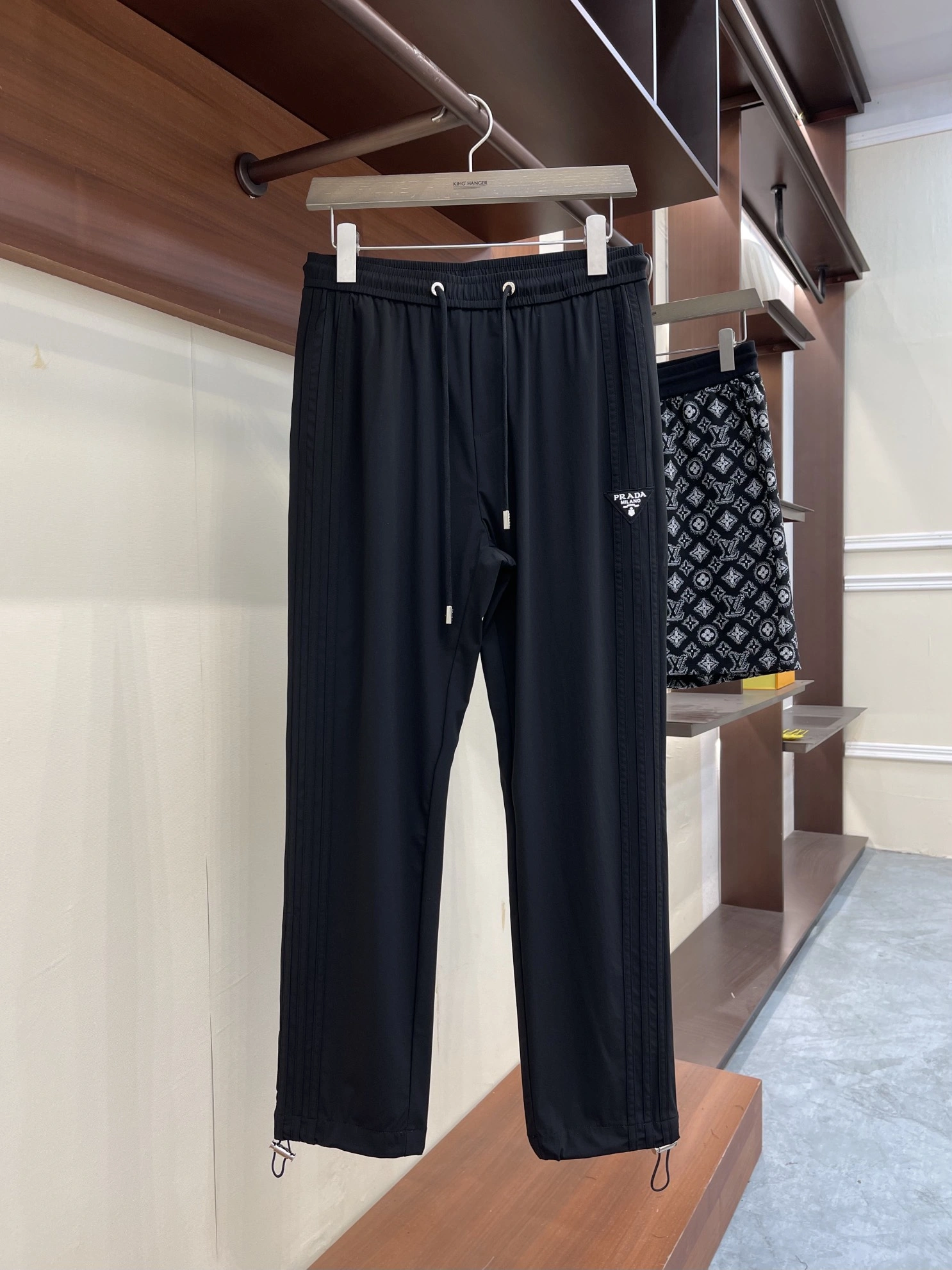 Snug P*rada Pants Top Quality D17 202405024- 13519
