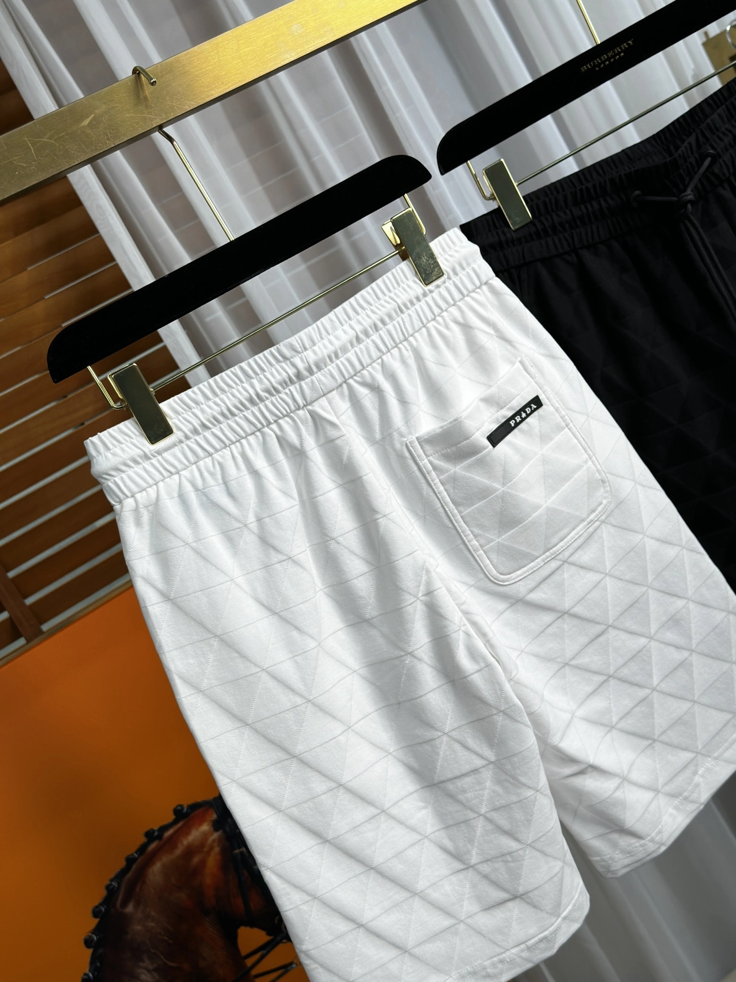 P*rada Pants Top Quality D17 202405025- SmoothTexture 13511
