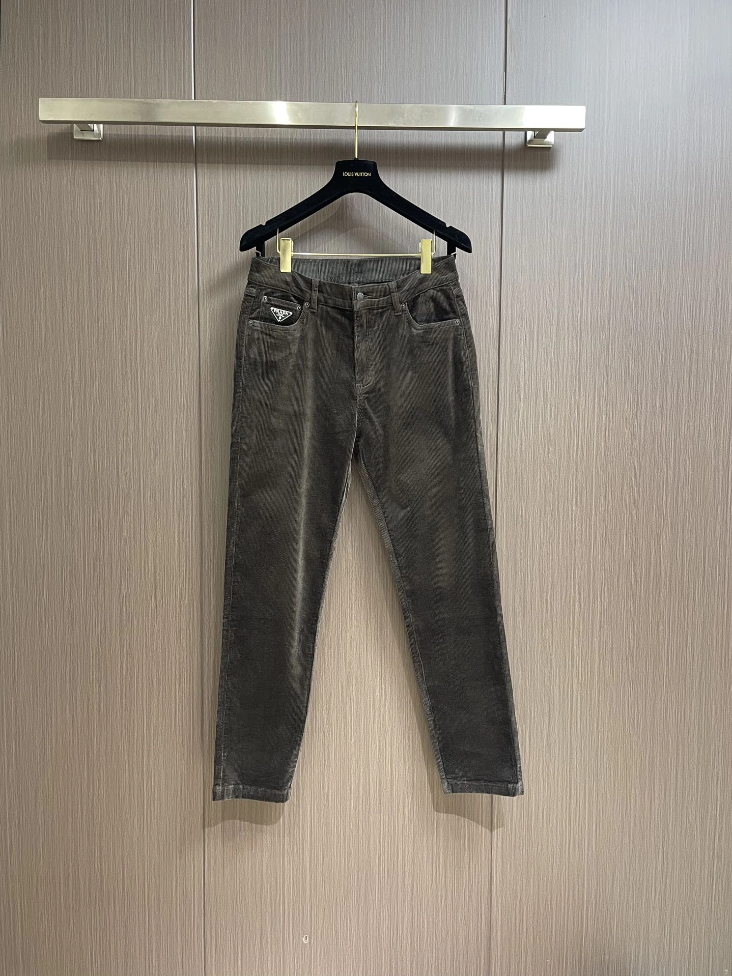 Refined P*rada Pants Top Quality D17 20240821- 13479
