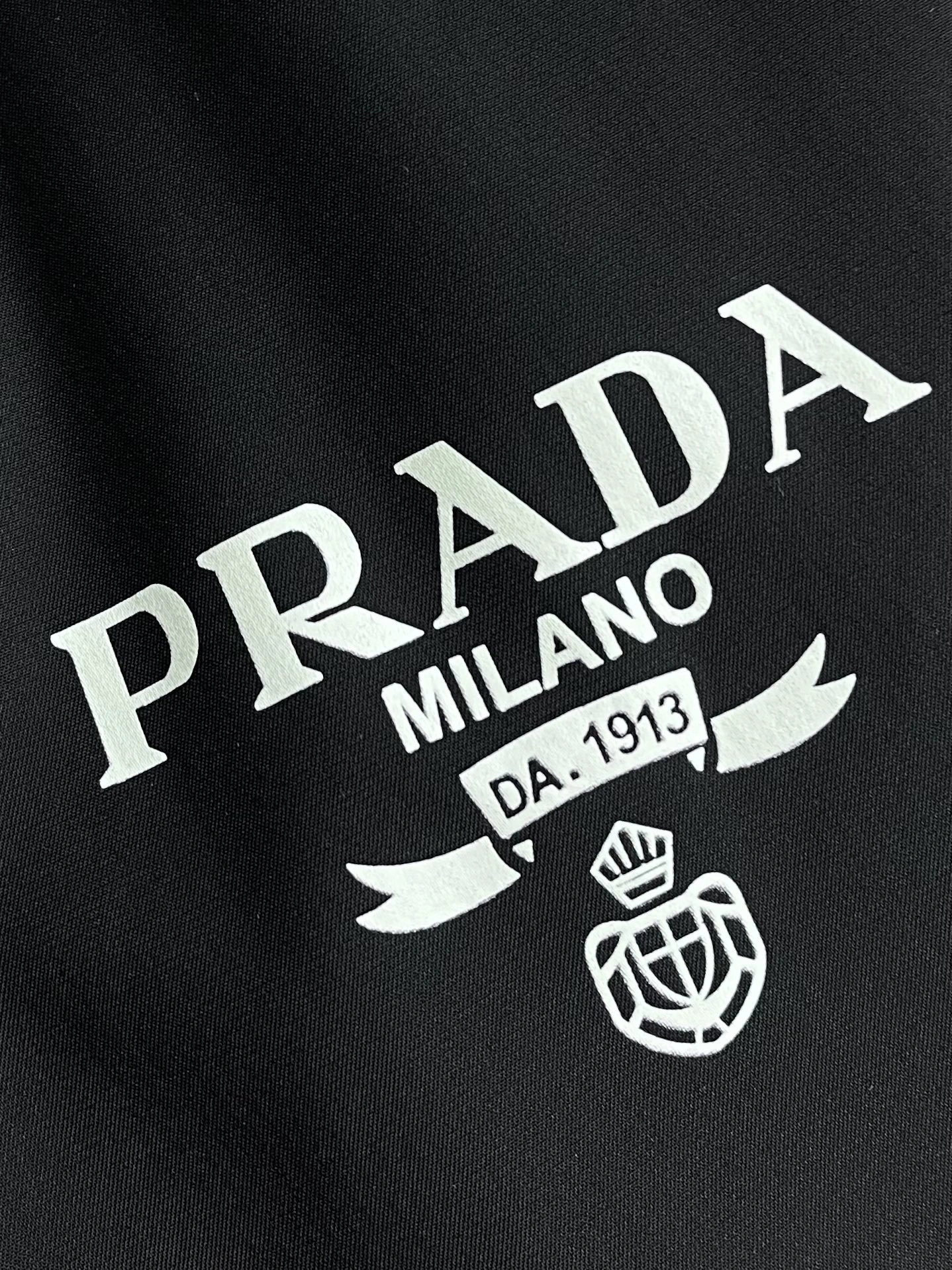 P*rada Suit Top Quality D17 20240824- Vibrant 13463