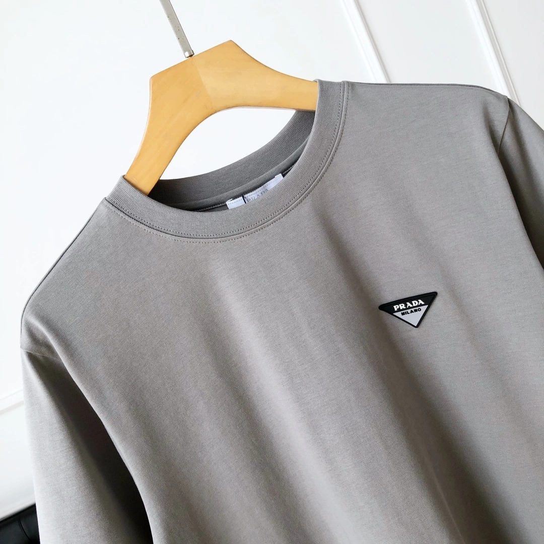 Flexible P*rada T-Shirt Quality D17 20240821- 13471