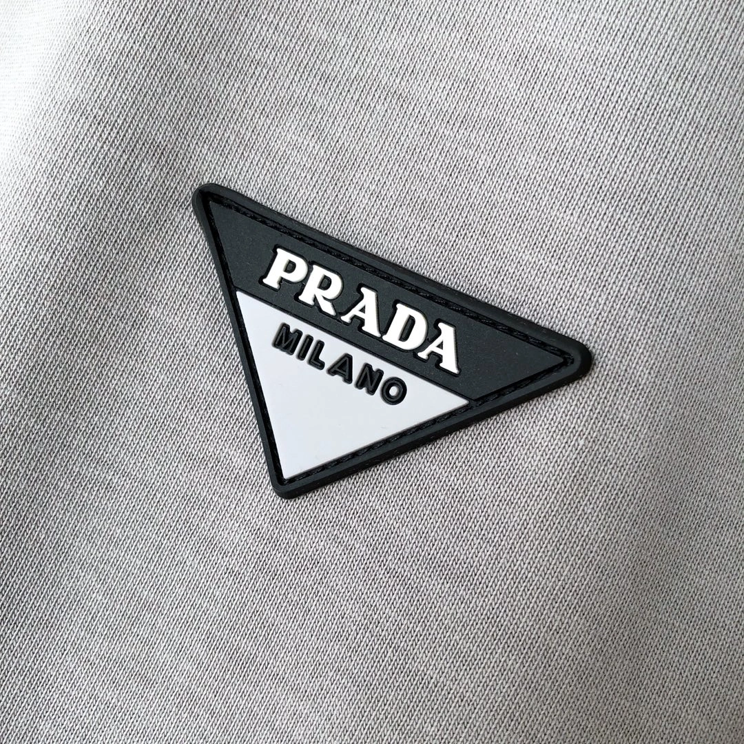 Flexible P*rada T-Shirt Quality D17 20240821- 13471