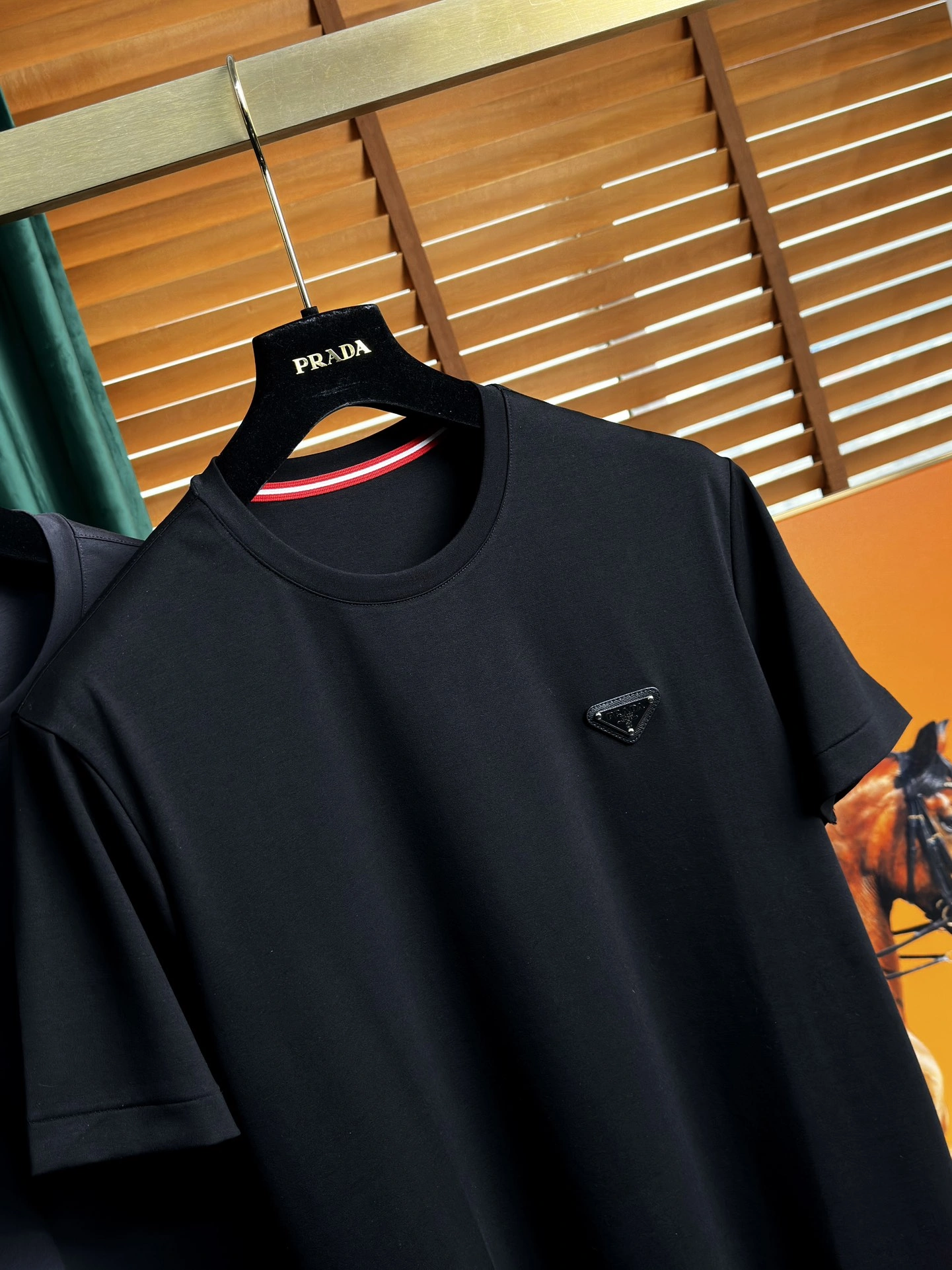 Resilient P*rada T-shirt Top Quality D17 20240322- 13749