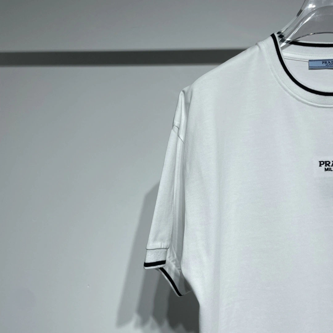 P*rada T-shirt Top Quality D17 20240328- UrbanStyle 13718