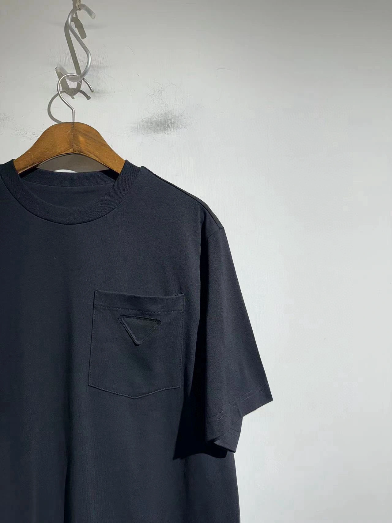 P*rada T-shirt Top Quality D17 20240403- Unisex 13696