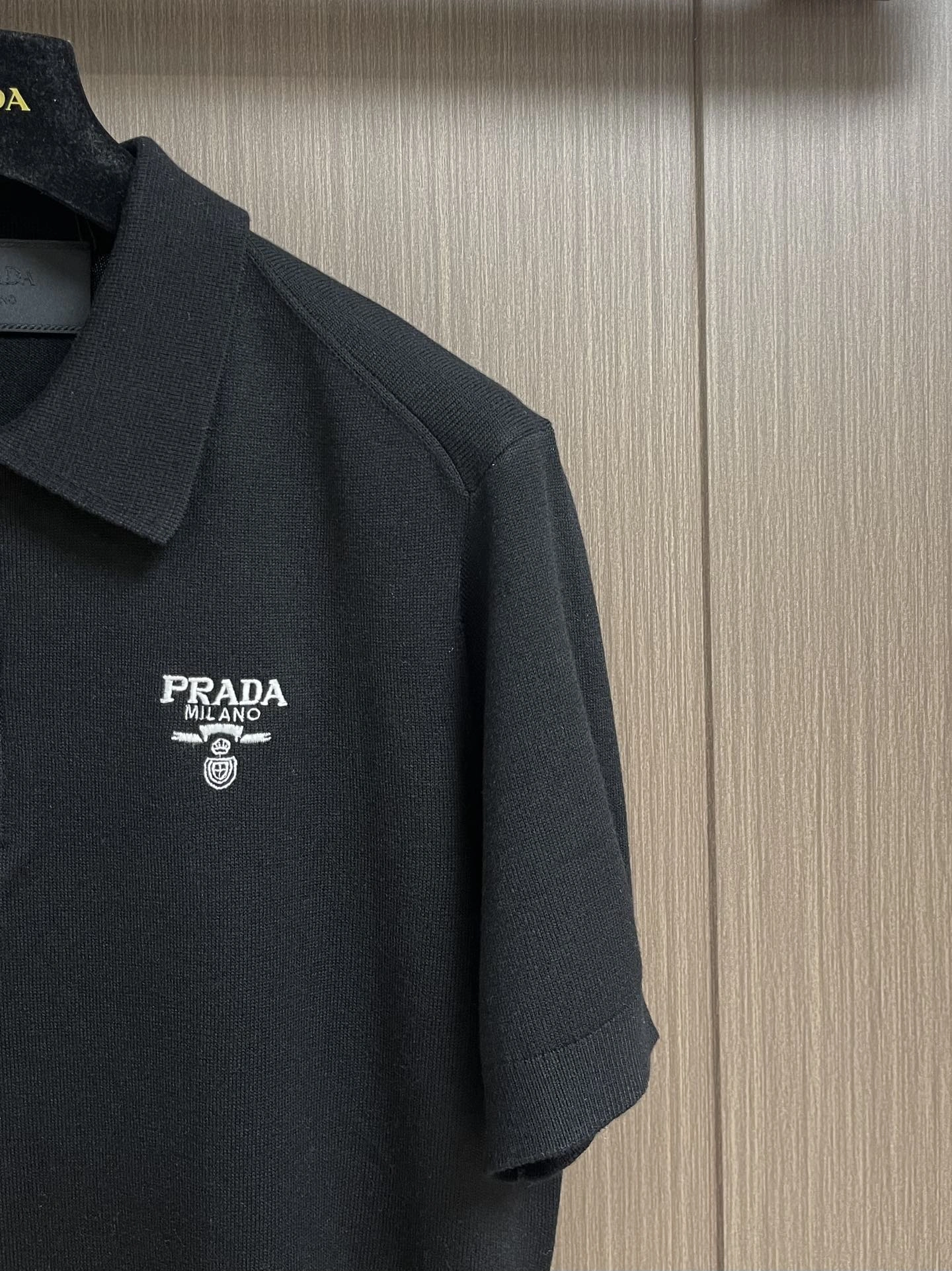 Bright P*rada T-shirt Top Quality D17 20240406- 13677