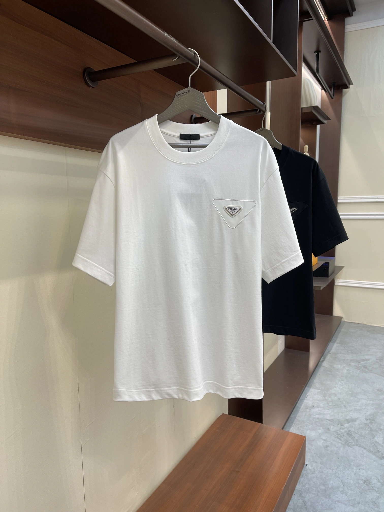 P*rada T-shirt Top Quality D17 20240410- TechFriendly 13676