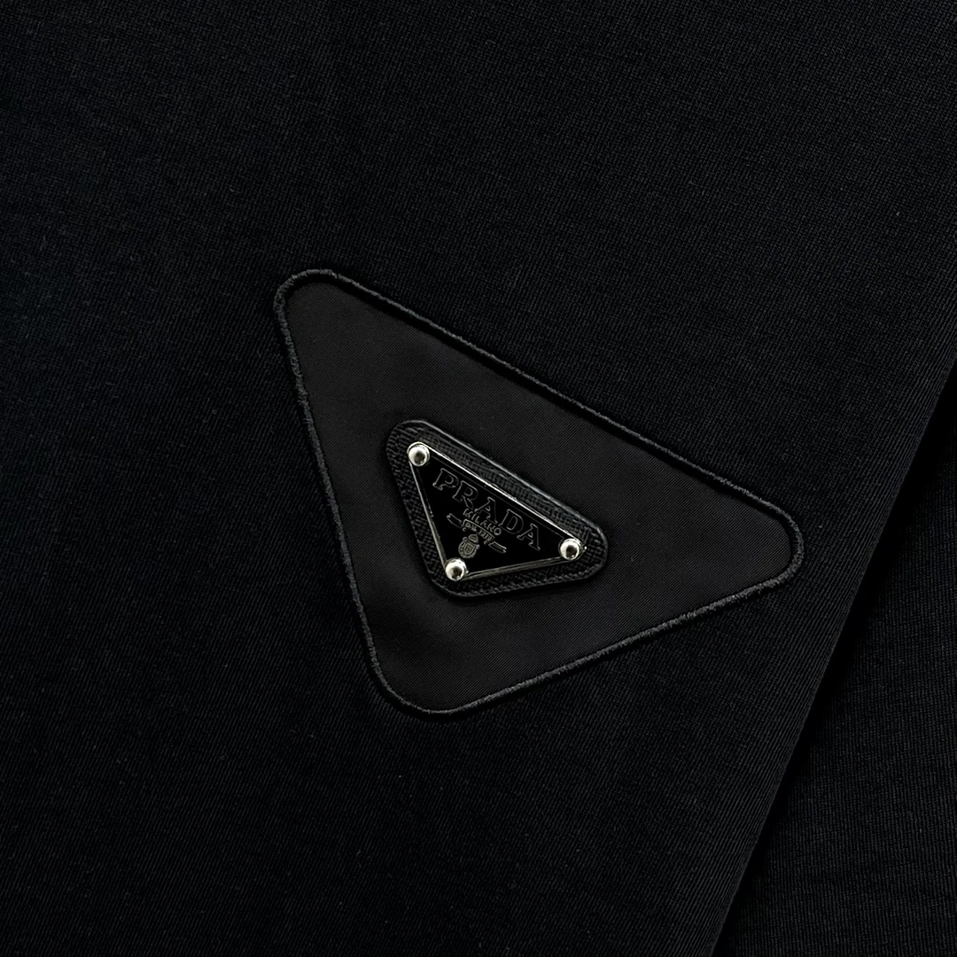 P*rada T-shirt Top Quality D17 20240410- TechFriendly 13676