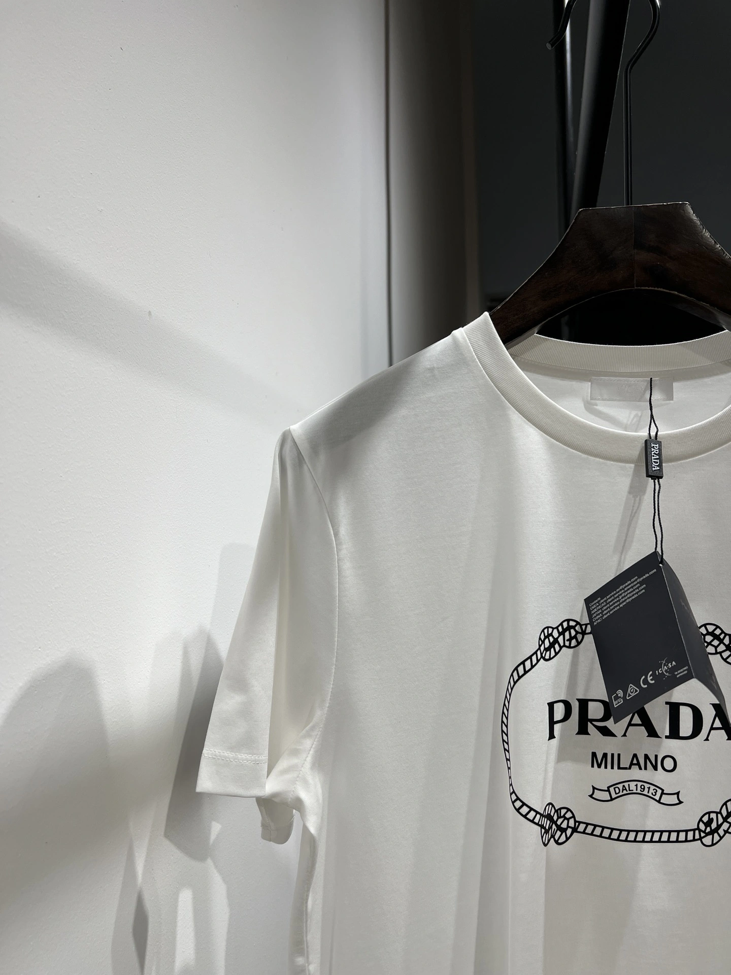 GoAnywhere P*rada T-shirt Top Quality D17 20240411- 13674