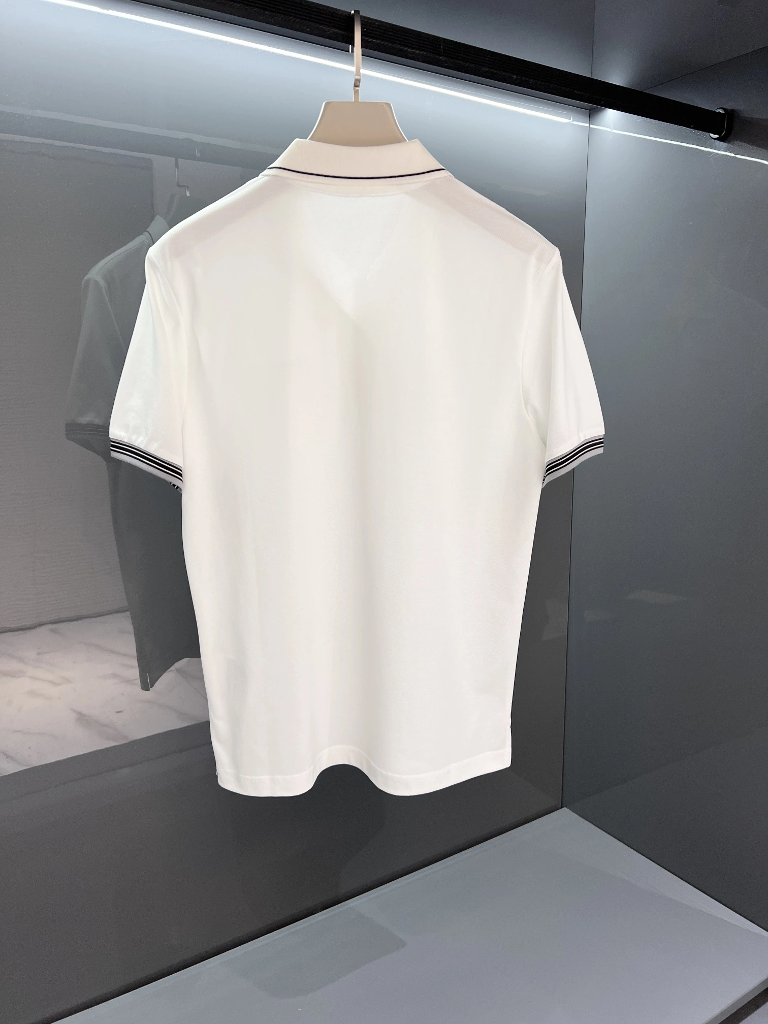 Lightweight P*rada T-shirt Top Quality D17 20240413- 13664