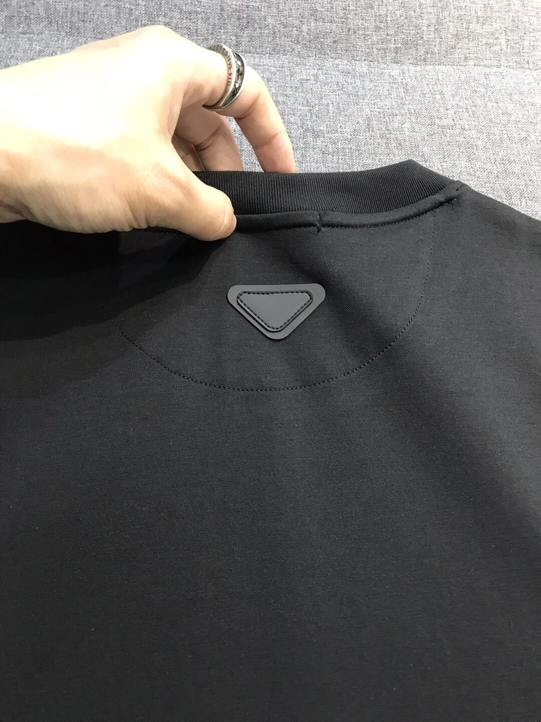 Unisex P*rada T-shirt Top Quality D17 20240413- 13659