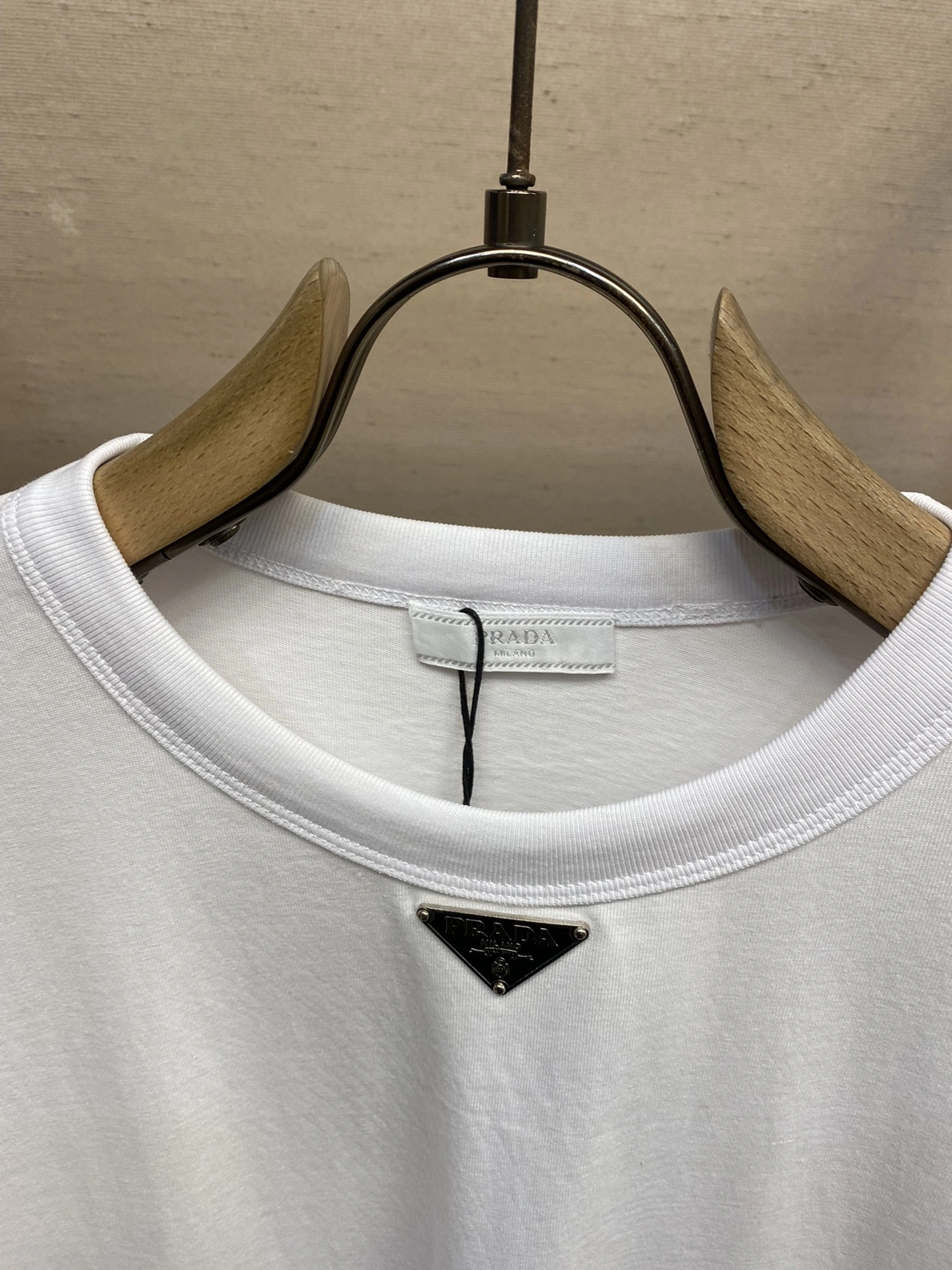 P*rada T-shirt Top Quality D17 20240414- Premium 13652