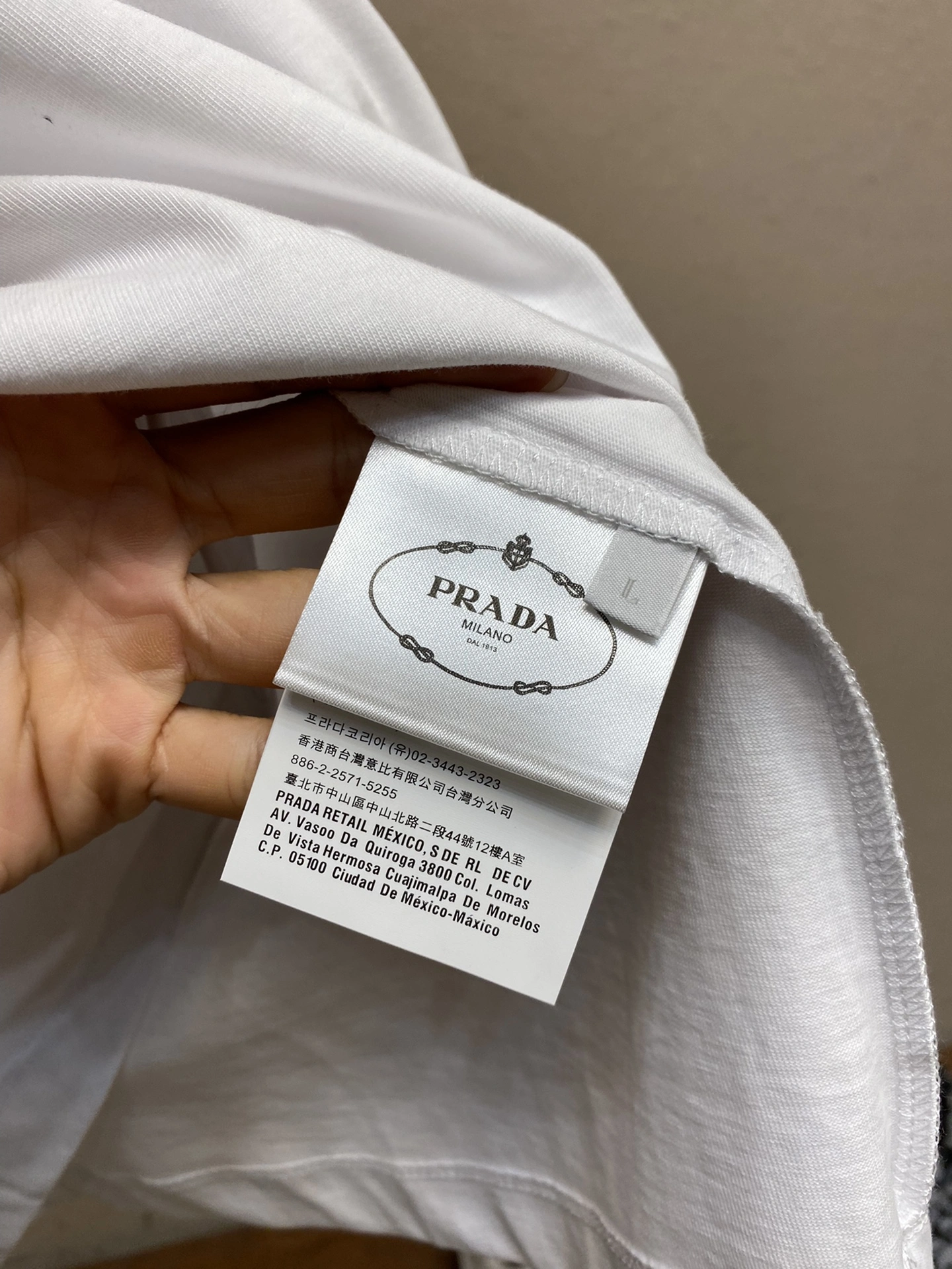P*rada T-shirt Top Quality D17 20240414- Premium 13652