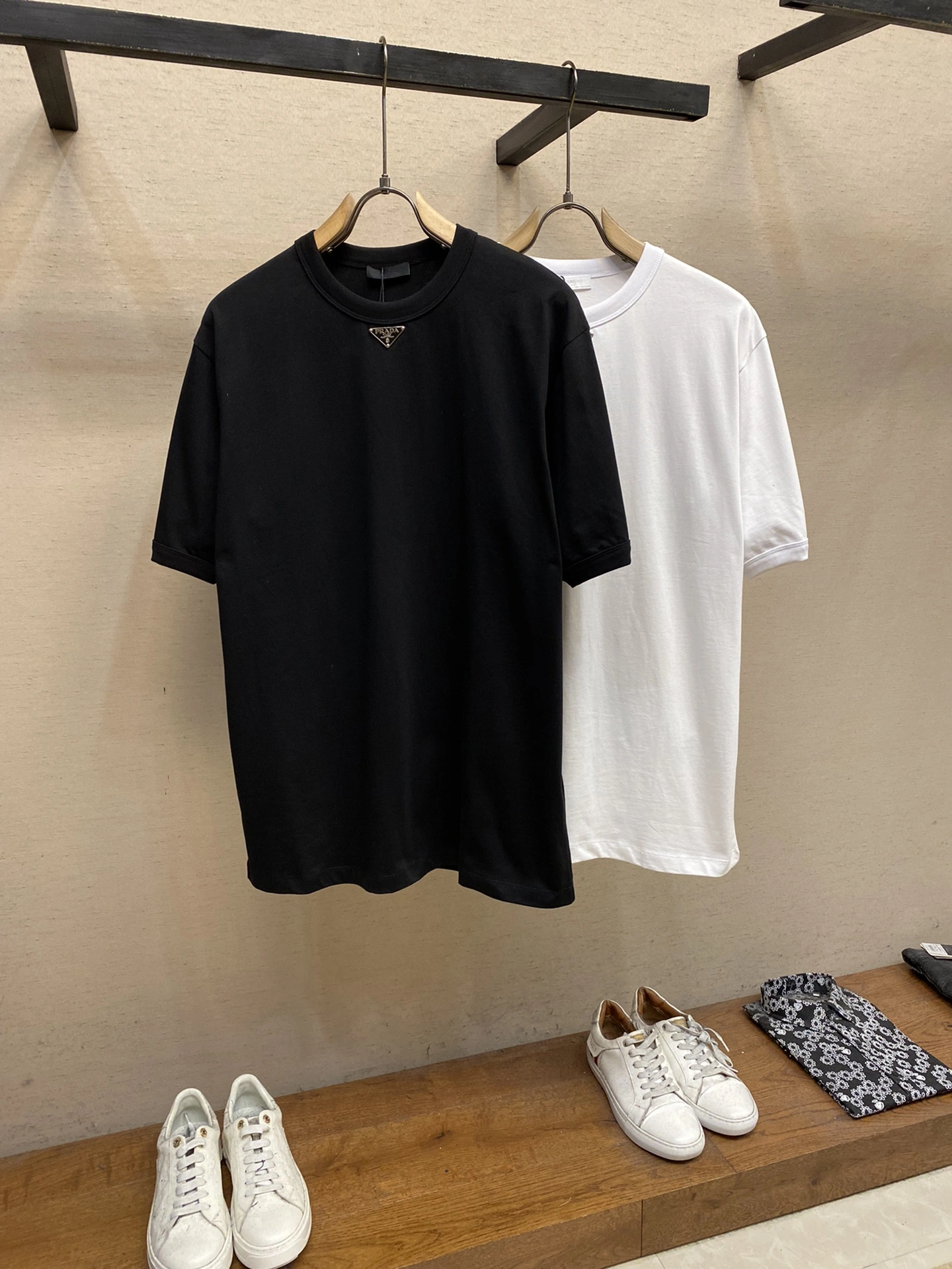 P*rada T-shirt Top Quality D17 20240414- Premium 13652