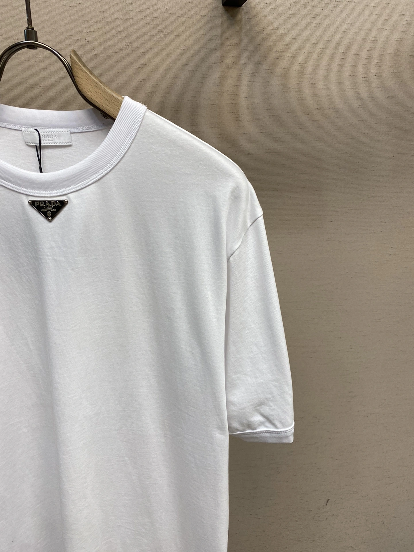 P*rada T-shirt Top Quality D17 20240414- Premium 13652
