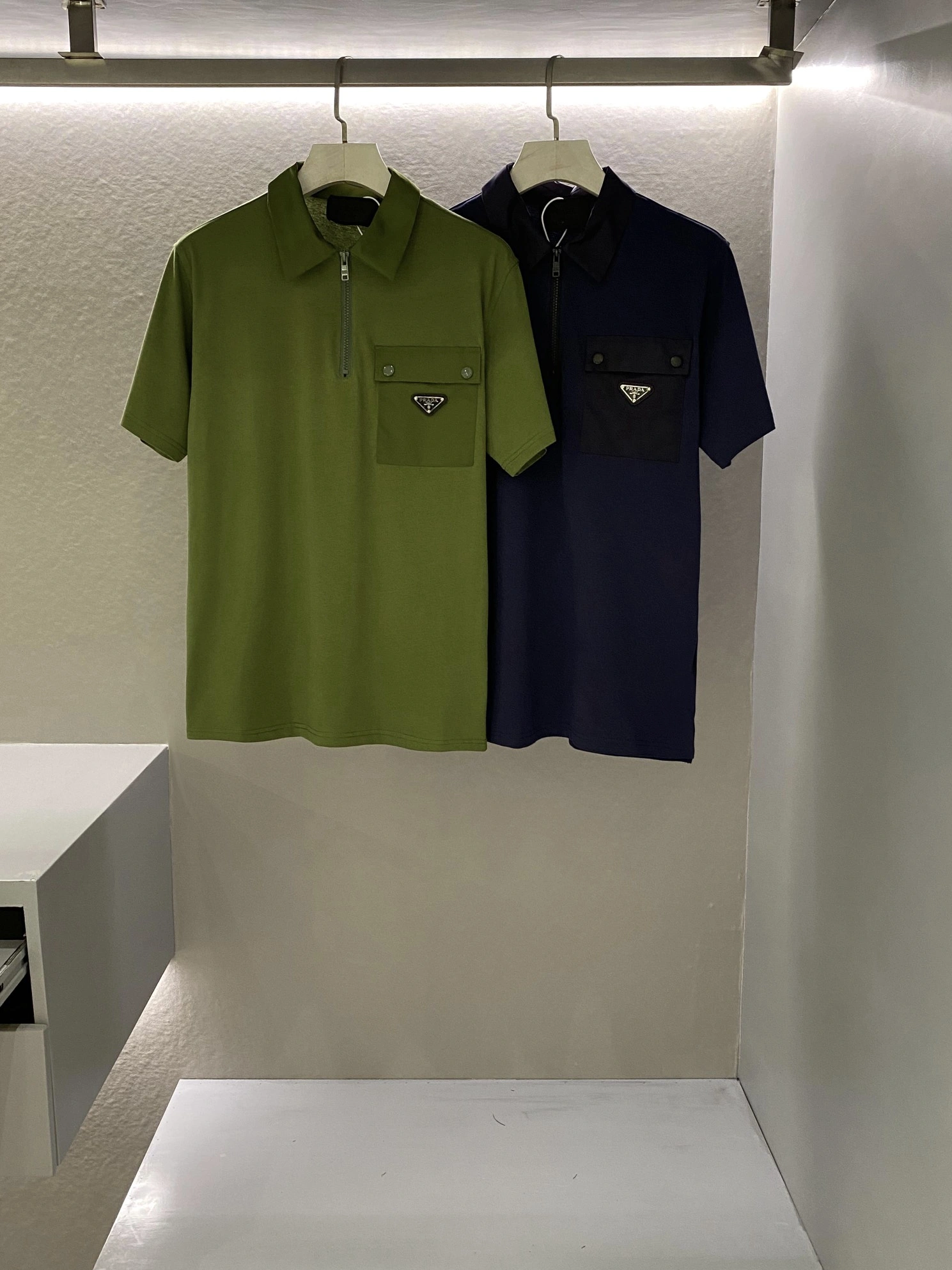 GoAnywhere P*rada T-shirt Top Quality D17 20240422- 13637