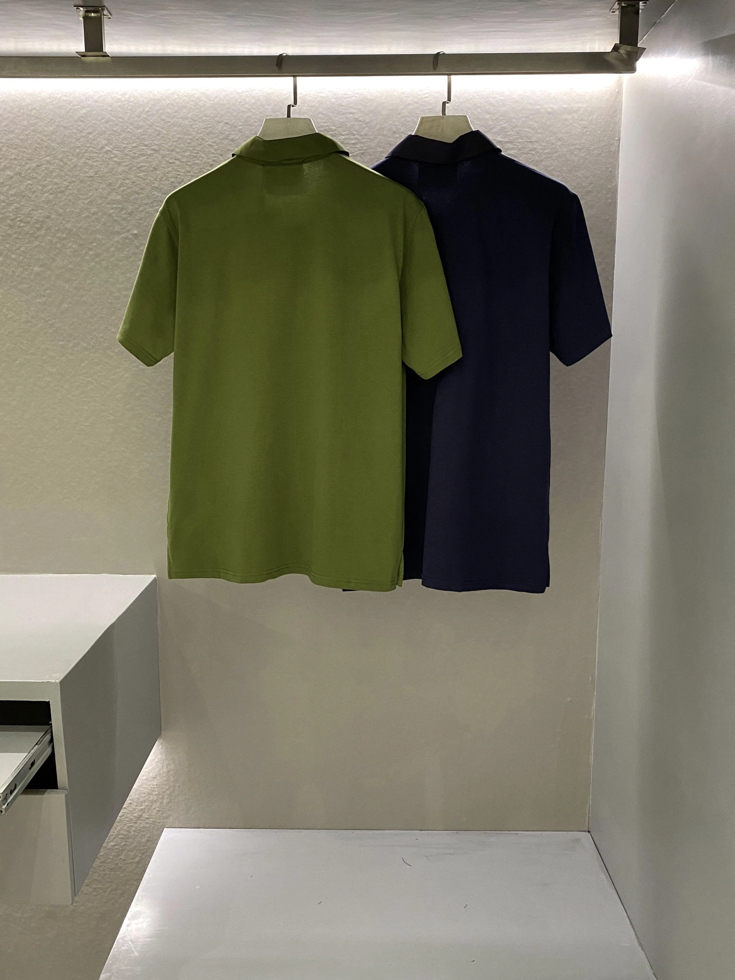 GoAnywhere P*rada T-shirt Top Quality D17 20240422- 13637