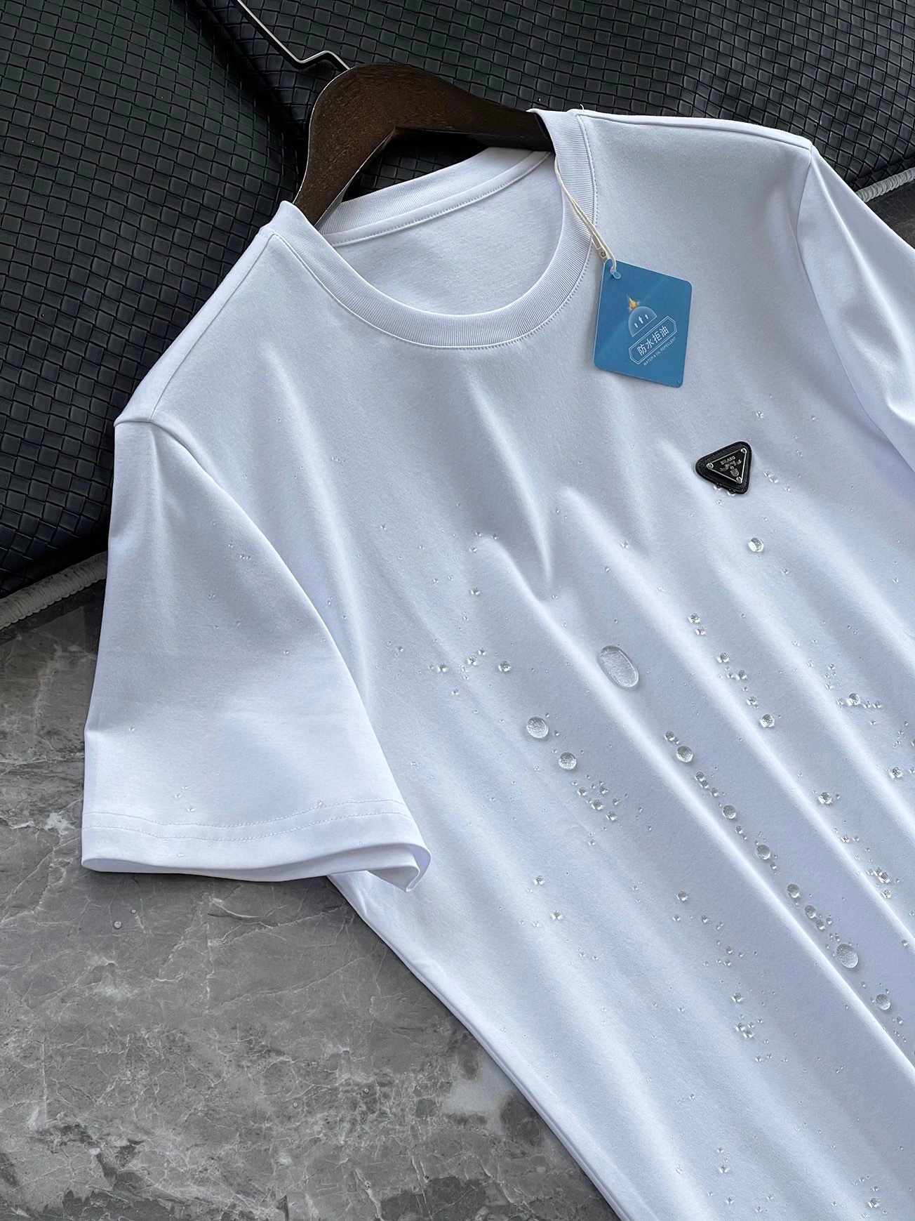 P*rada T-shirt Top Quality D17 20240429- Modern 13611