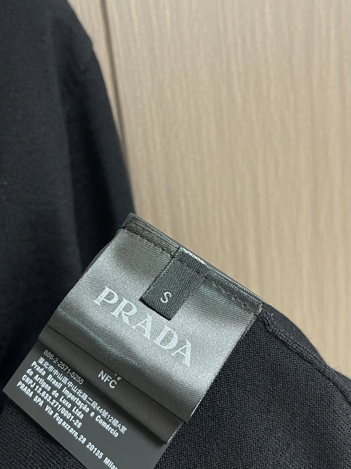 P*rada T-shirt Top Quality D17 20240430- EasyCare 13607