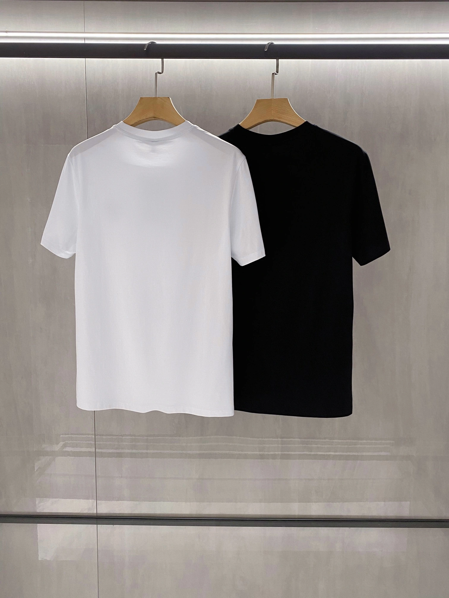 SmoothTexture P*rada T-shirt Top Quality D17 20240430- 13609