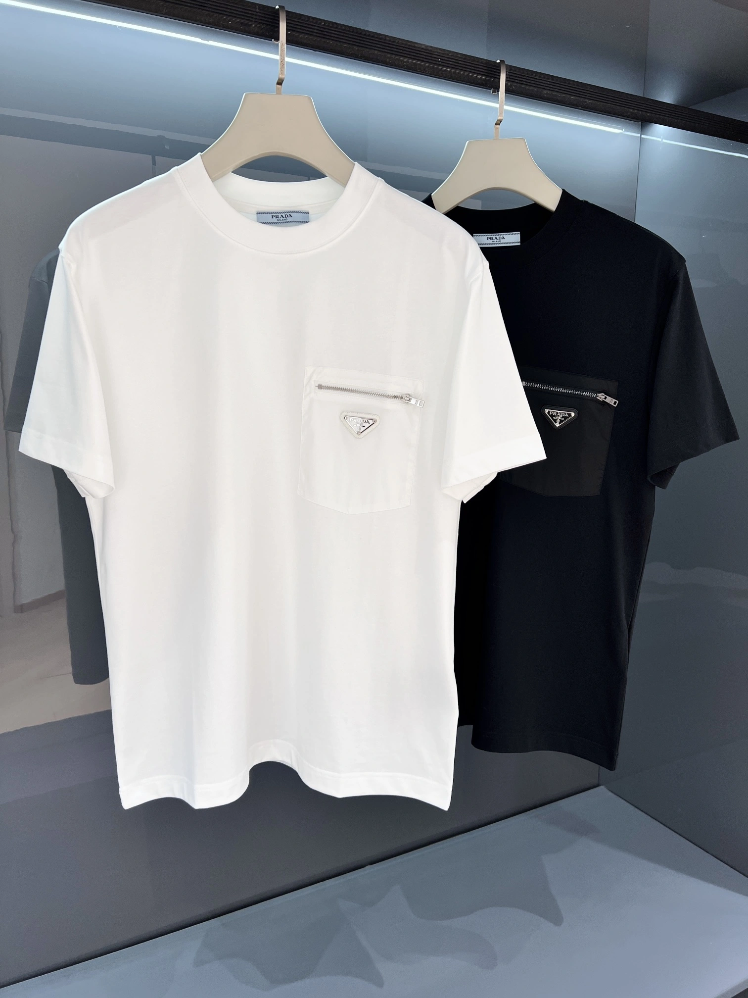 HighPerformance P*rada T-shirt Top Quality D17 20240501- 13605