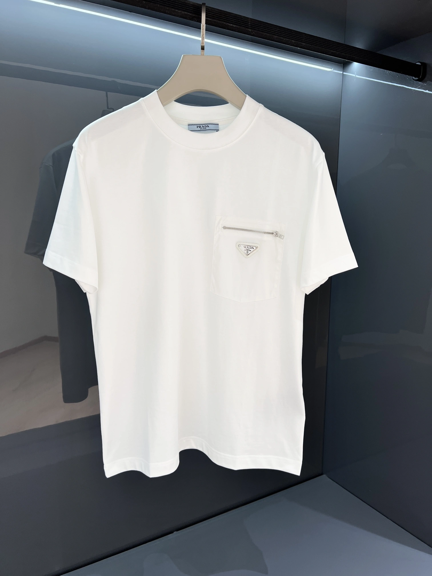 HighPerformance P*rada T-shirt Top Quality D17 20240501- 13605
