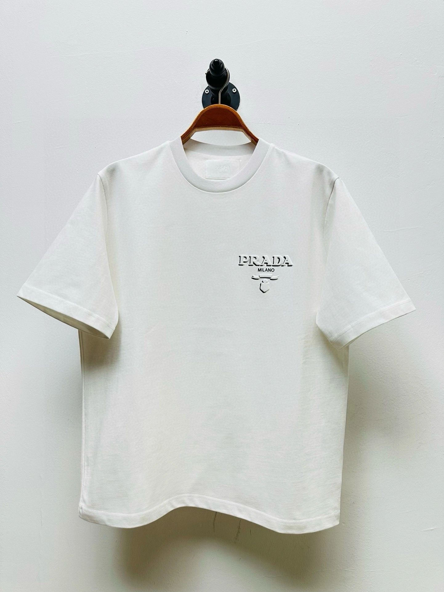 P*rada T-shirt Top Quality D17 20240506- EasyCare 13590