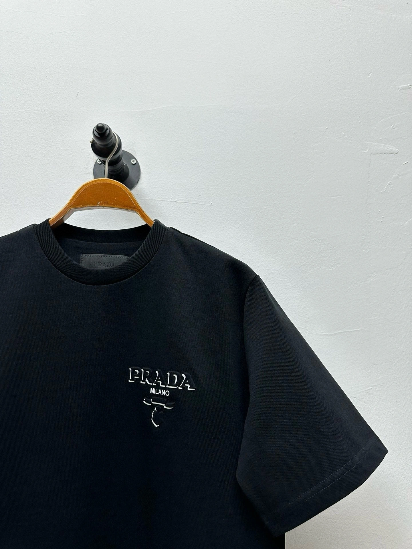 P*rada T-shirt Top Quality D17 20240506- GoAnywhere 13589