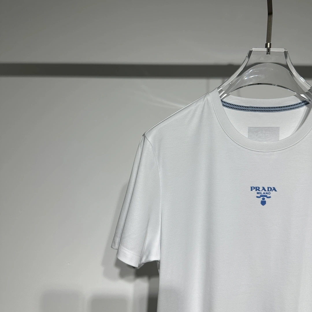 FreshLook P*rada T-shirt Top Quality D17 20240506- 13586