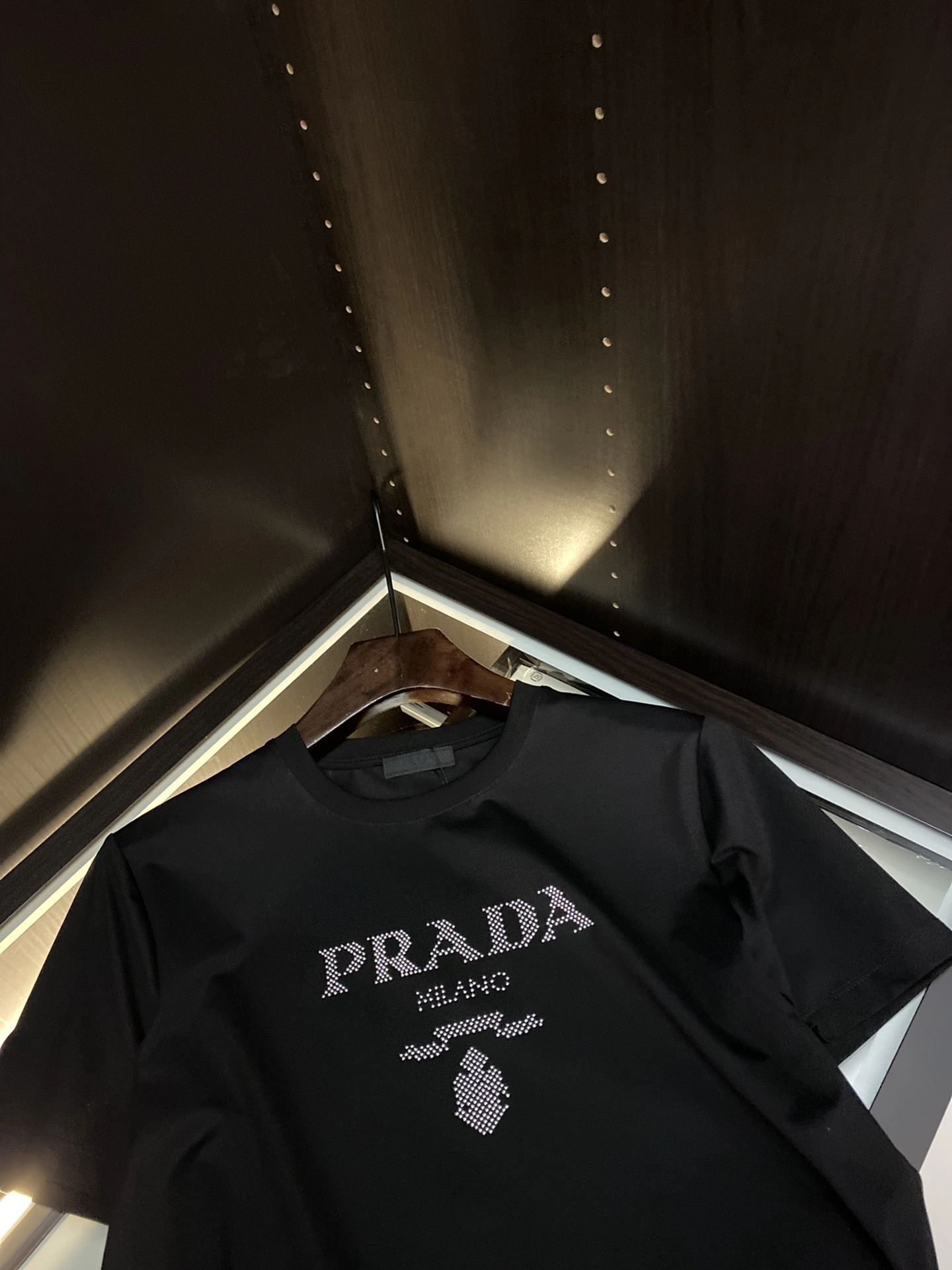 Affordable P*rada T-shirt Top Quality D17 20240507- 13584