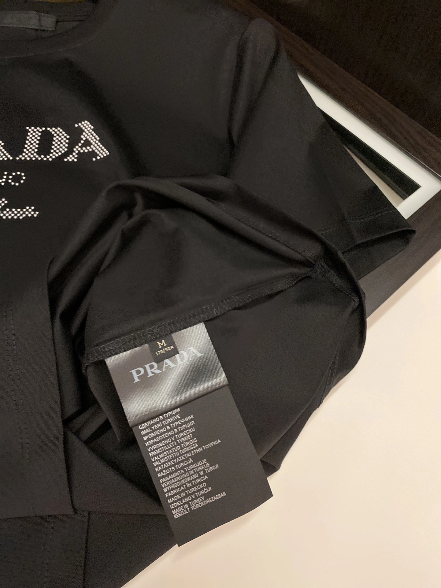Affordable P*rada T-shirt Top Quality D17 20240507- 13584