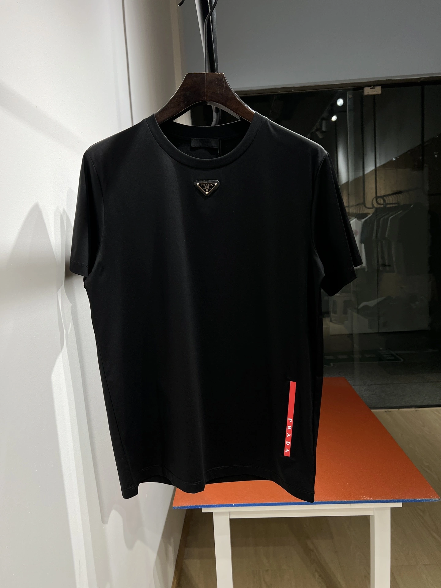 P*rada T-shirt Top Quality D17 20240507- Upgraded 13577
