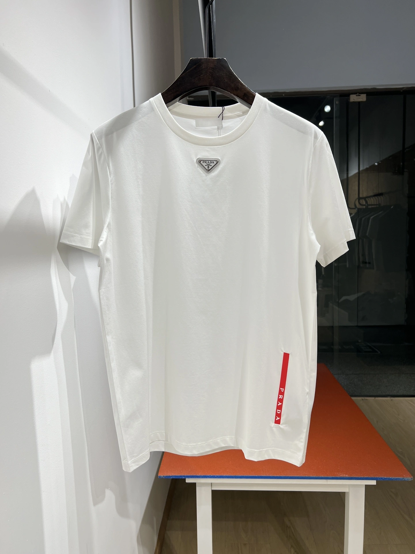 P*rada T-shirt Top Quality D17 20240507- Upgraded 13577