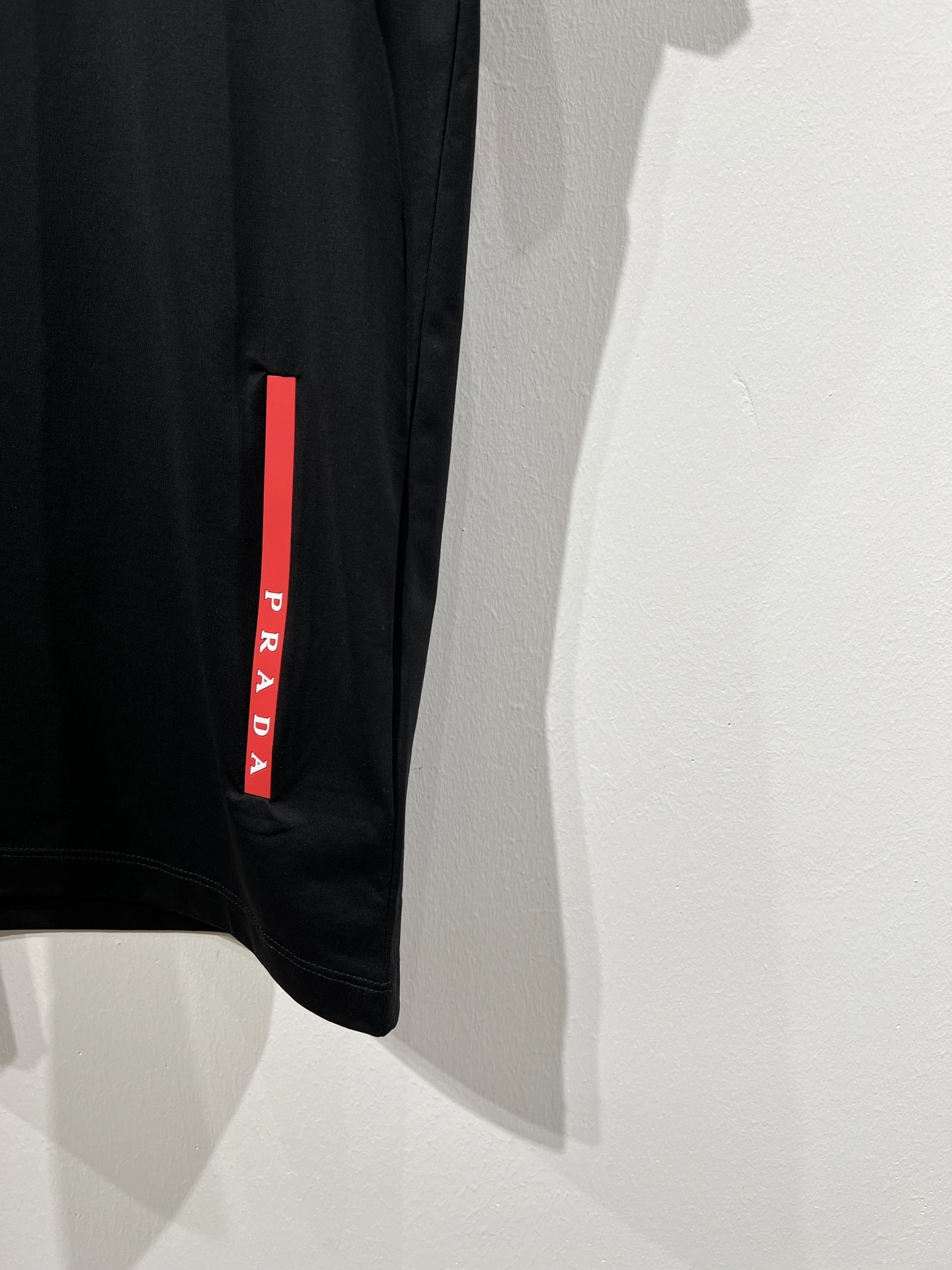 P*rada T-shirt Top Quality D17 20240507- Upgraded 13577