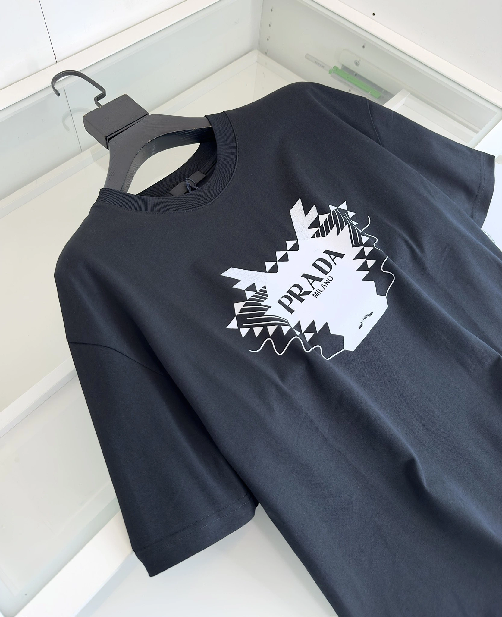 ComfortFit P*rada T-shirt Top Quality D17 20240512- 13561