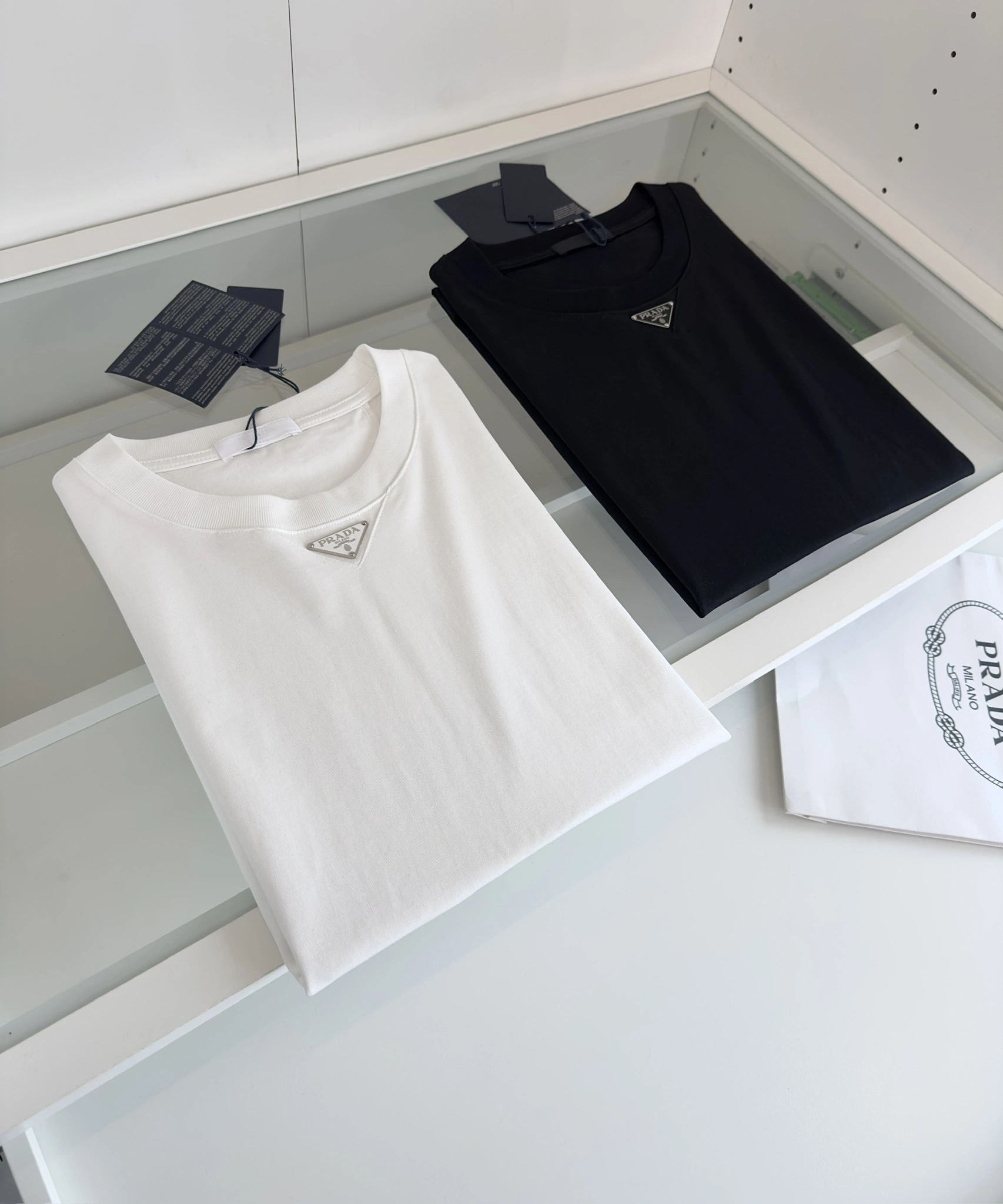 Youthful P*rada T-shirt Top Quality D17 20240512- 13564