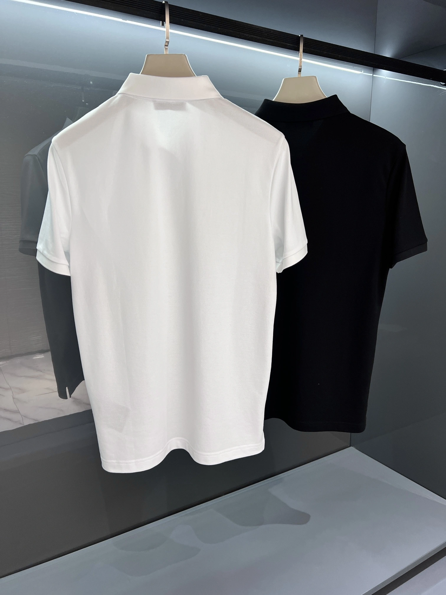 P*rada T-shirt Top Quality D17 20240514- Stylish 13558