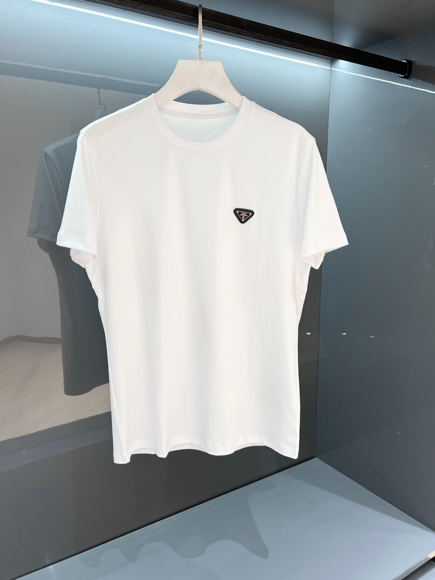 Lightweight P*rada T-shirt Top Quality D17 20240514- 13556