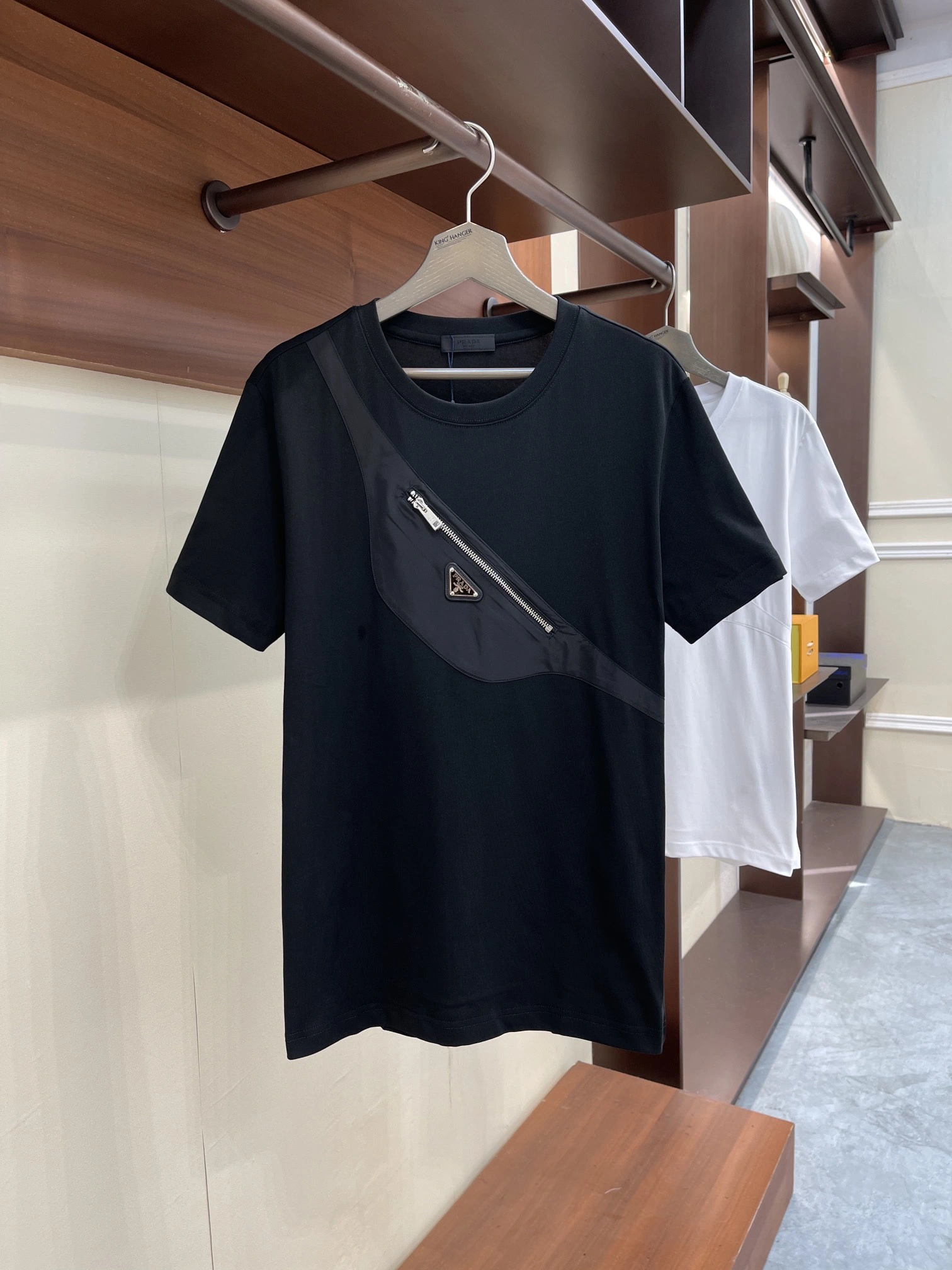 Practical P*rada T-shirt Top Quality D17 20240516- 13547