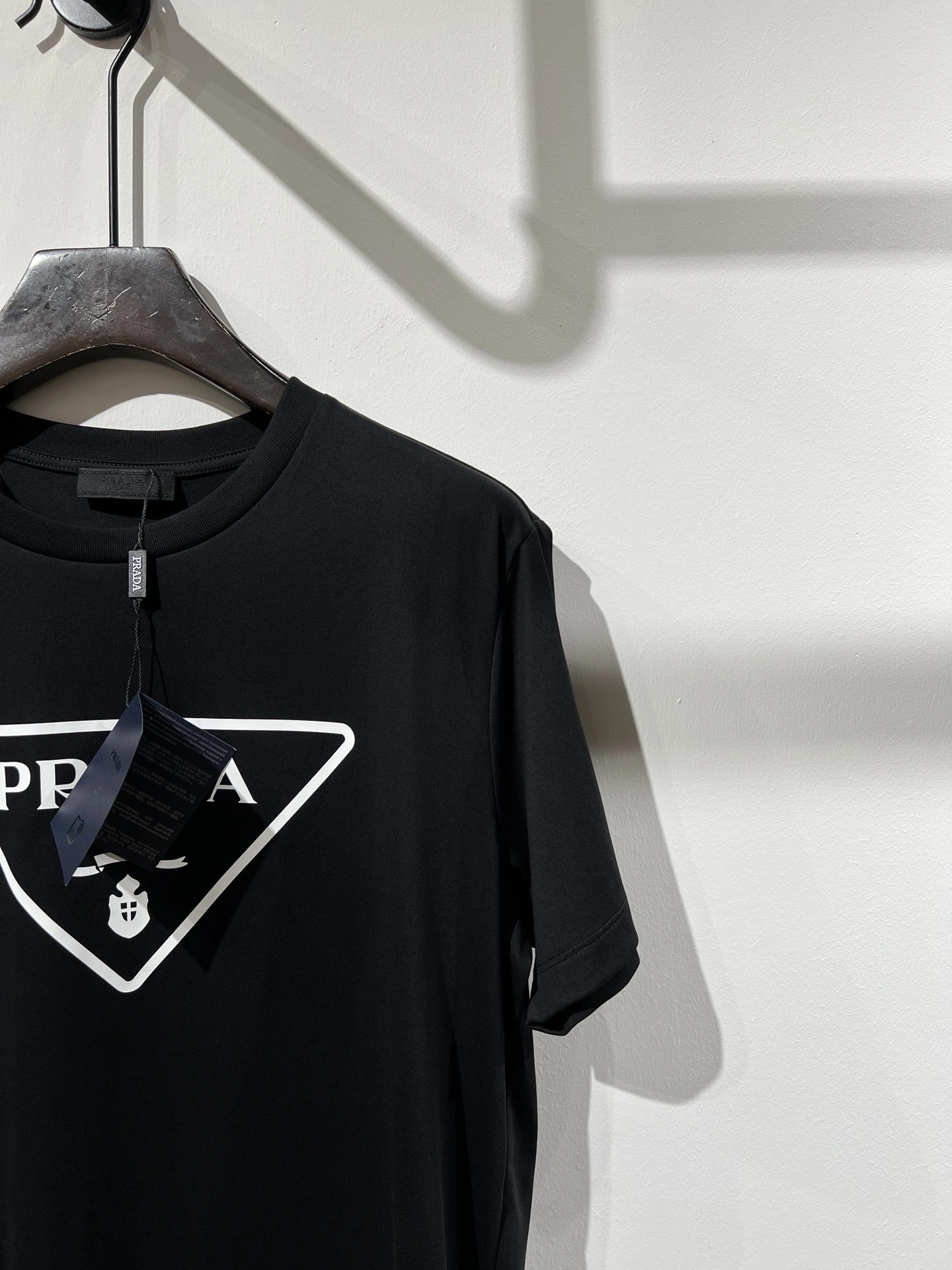 P*rada T-shirt Top Quality D17 20240517- Sporty 13544