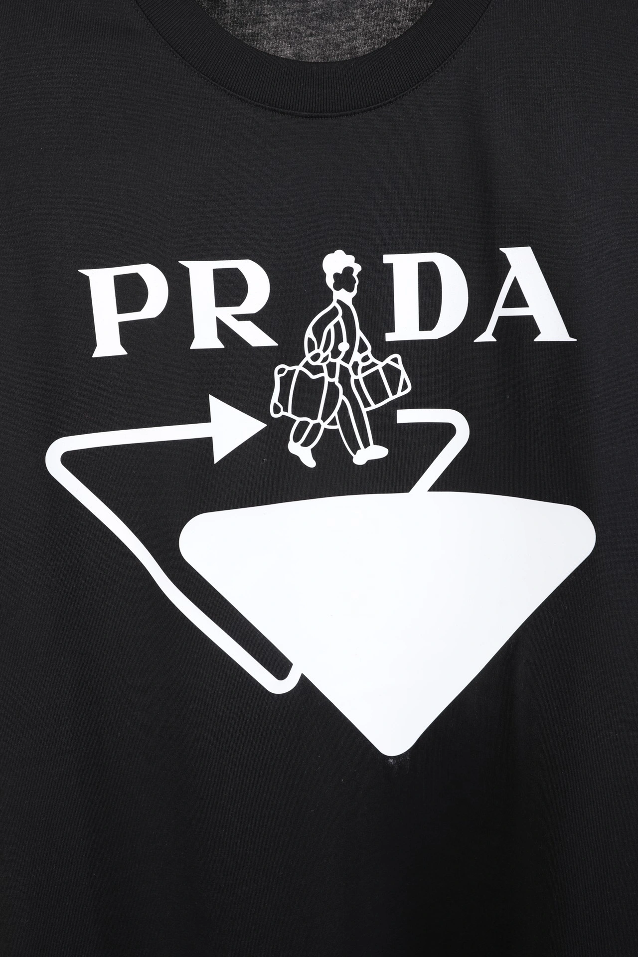 P*rada T-shirt Top Quality D17 20240518- RelaxedFit 13541