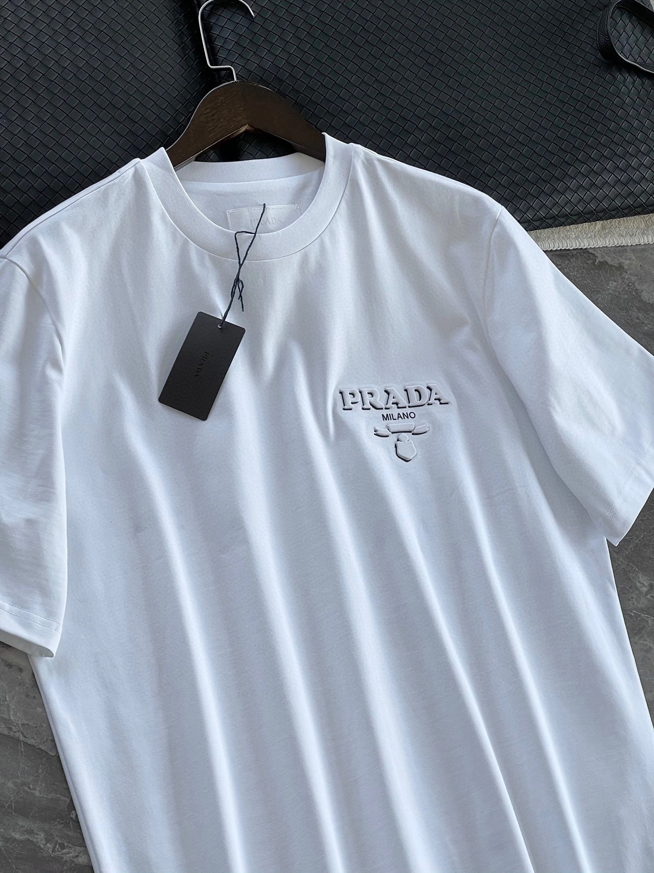 P*rada T-shirt Top Quality D17 20240519- UrbanStyle 13532