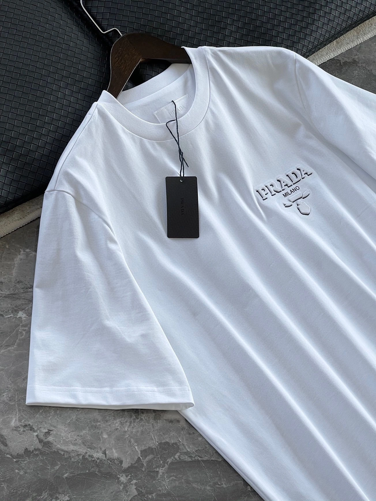 P*rada T-shirt Top Quality D17 20240519- UrbanStyle 13532