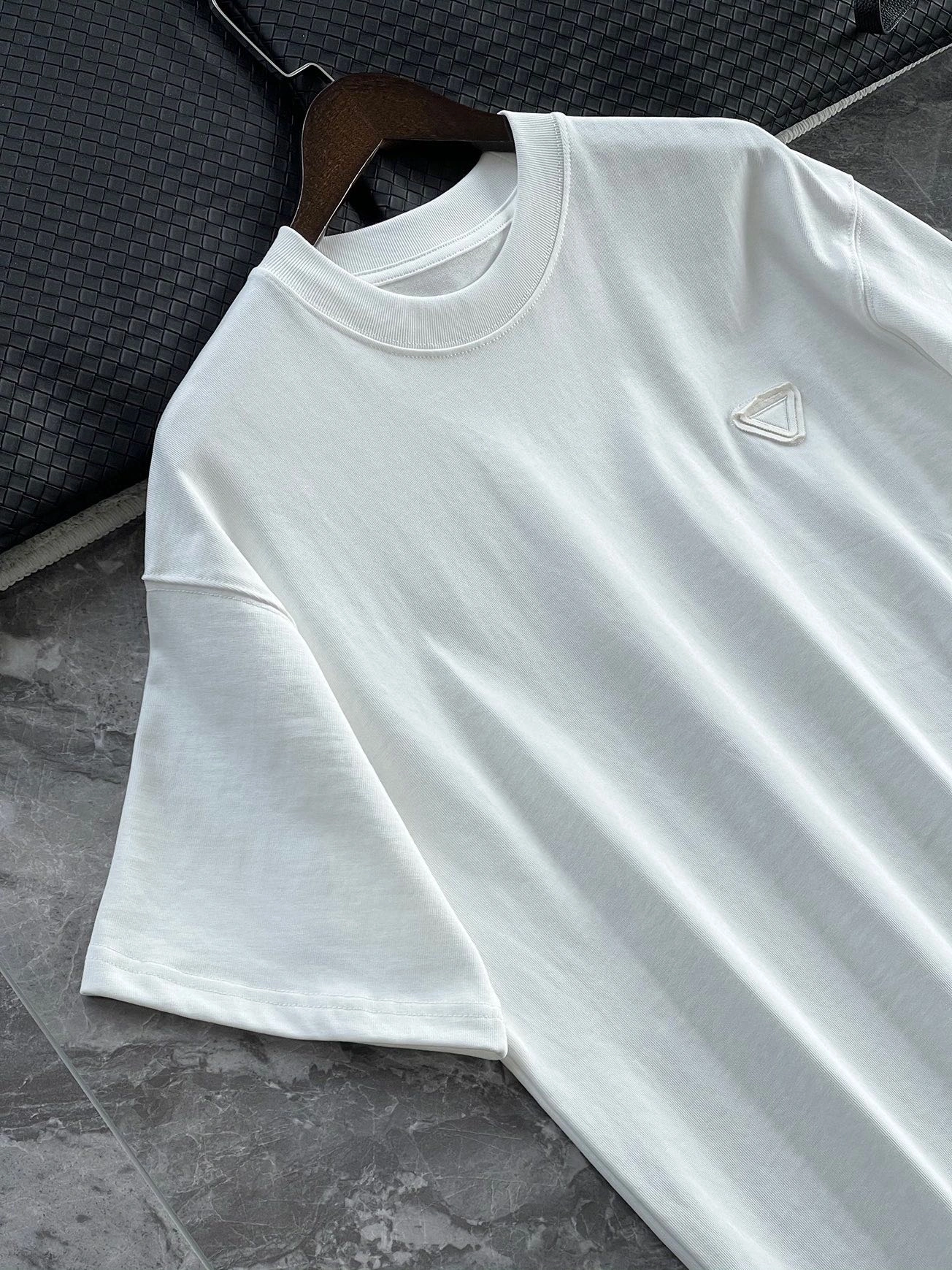 Trendy P*rada T-shirt Top Quality D17 20240519- 13536