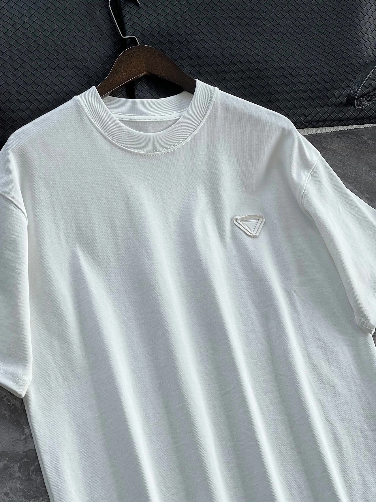 Trendy P*rada T-shirt Top Quality D17 20240519- 13536