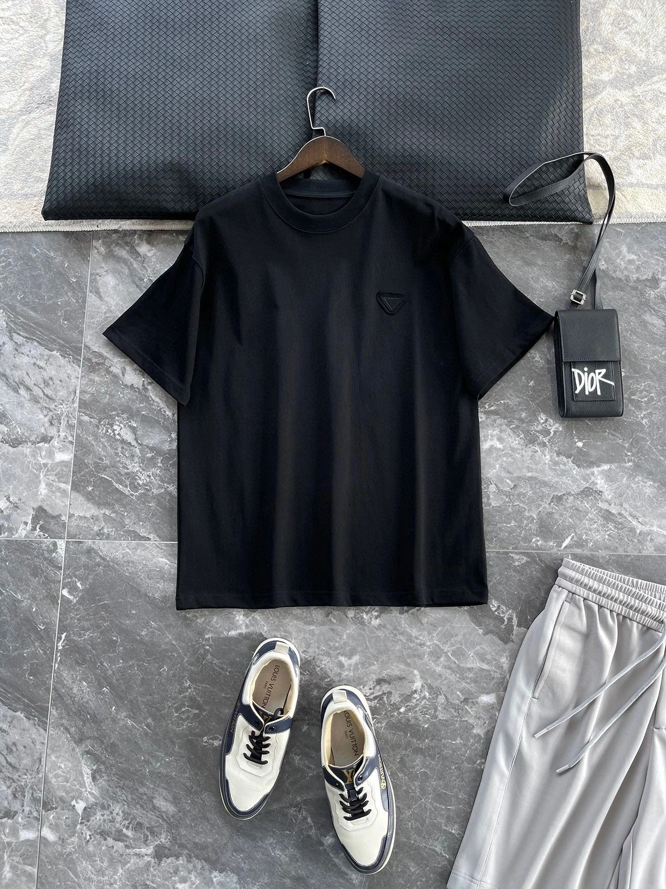 Original P*rada T-shirt Top Quality D17 20240519- 13535