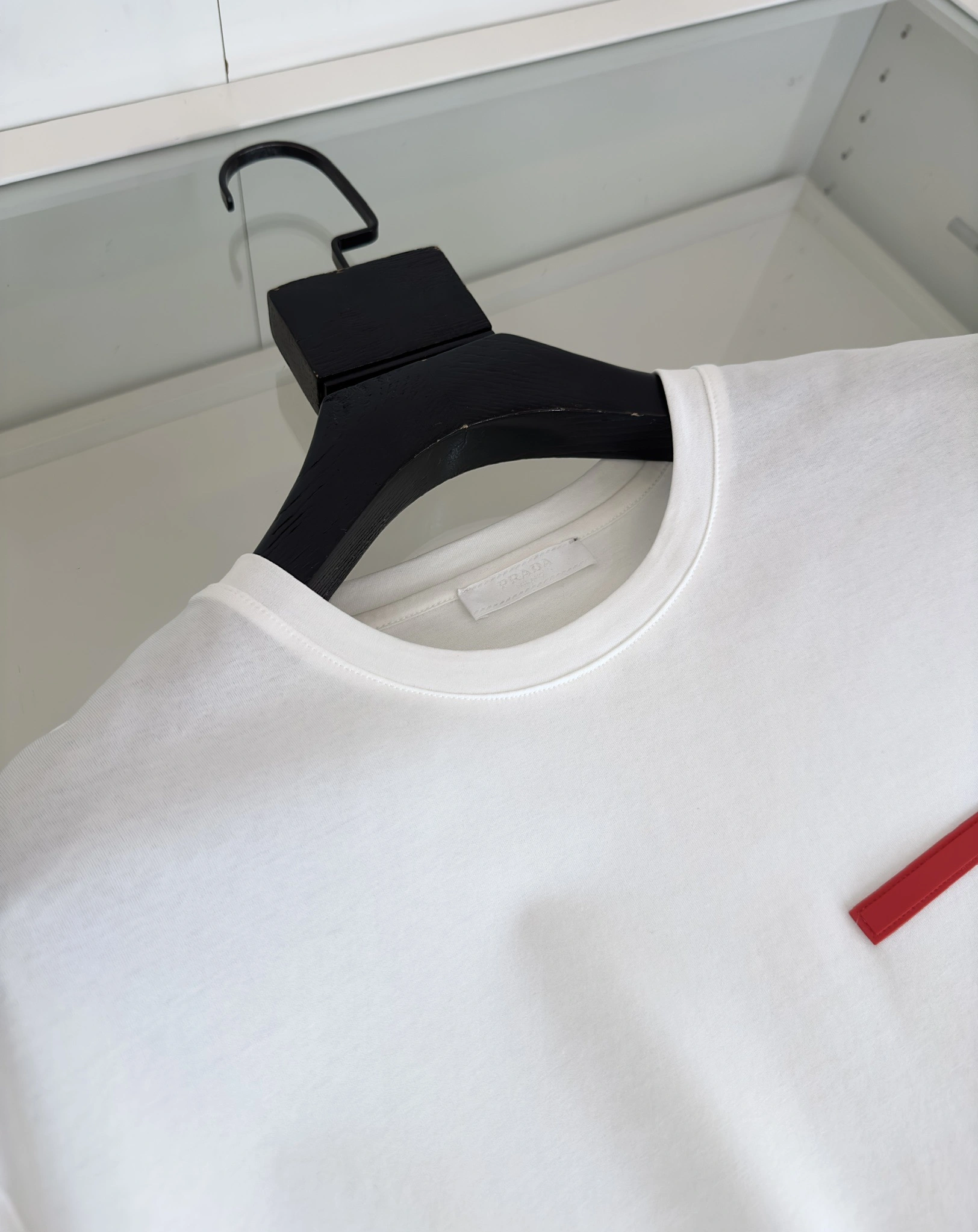 P*rada T-shirt Top Quality D17 20240525- WellDesigned 13512