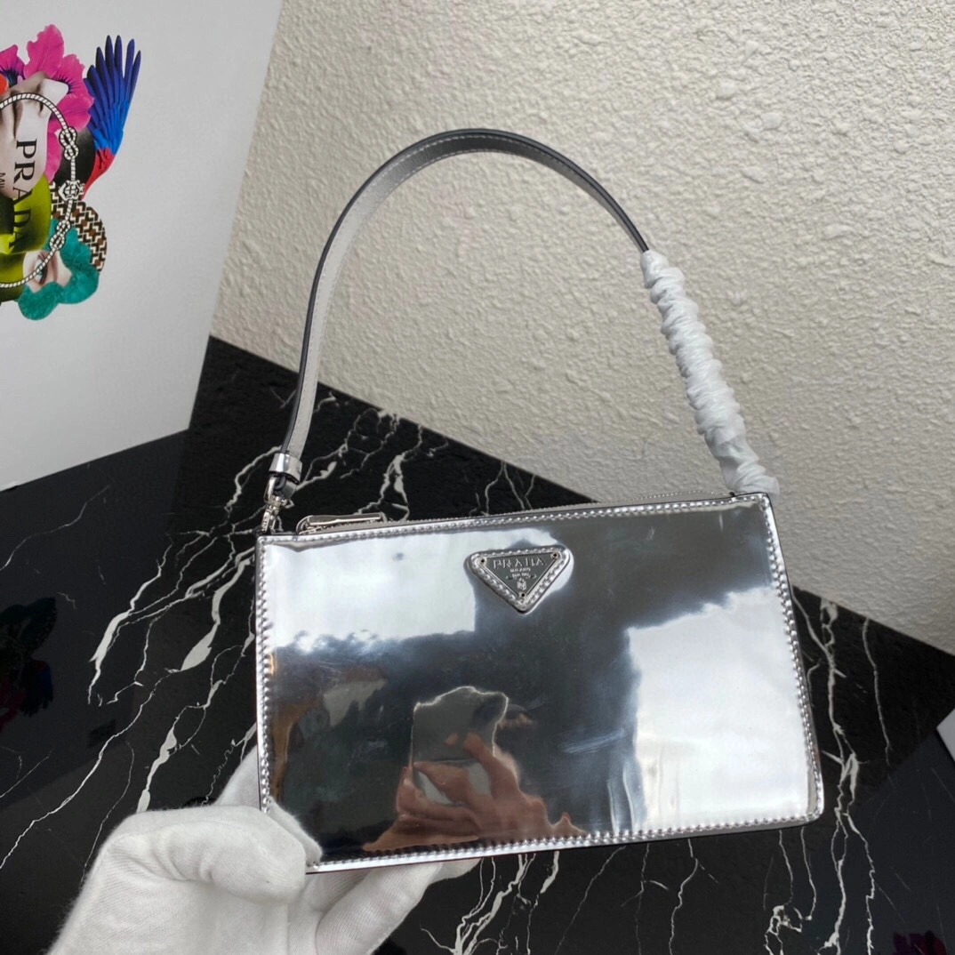 P*rada Top Bag 20*12*4.5cm Bold 9577